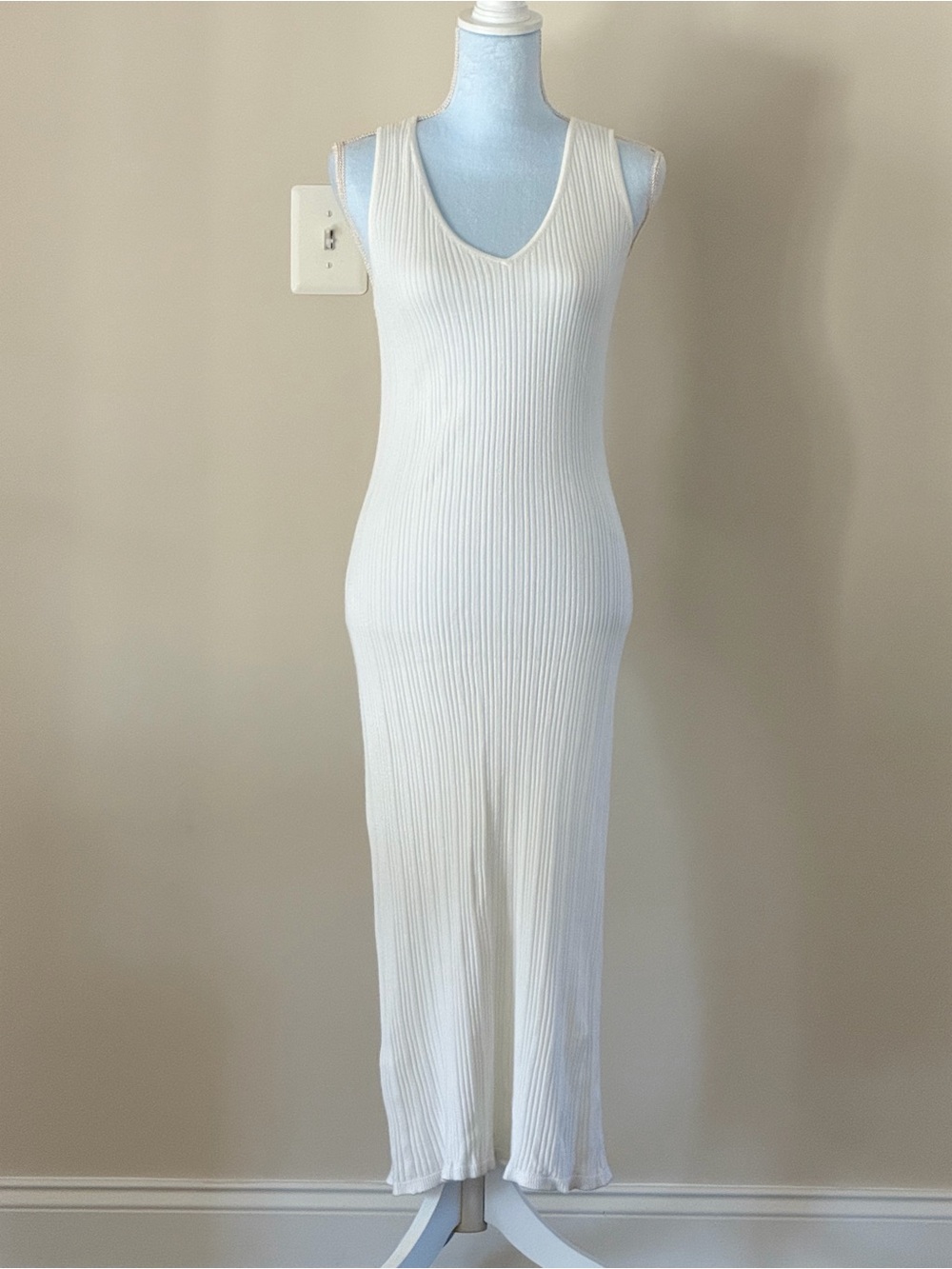 ASOS DESIGN Maternity strappy v-neck midaxi dress in cream